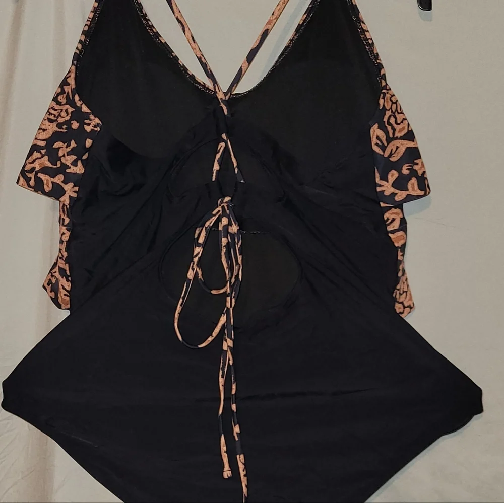 Black and Tan Floral Rose Ruffle Layered Women's One-piece Swimsuit, XXL, NWOT - Picture 6 of 12